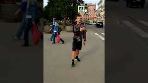 В России магазин Ермолино вот это реклама.