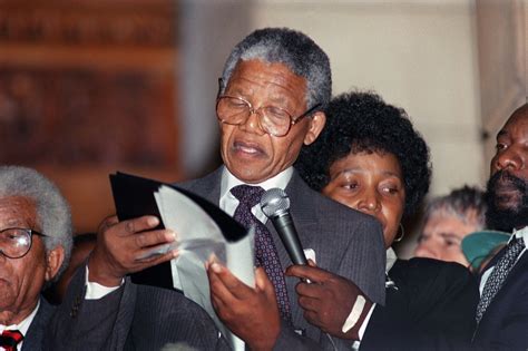 Fotos H Anos Nelson Mandela Era Libertado Da Pris O