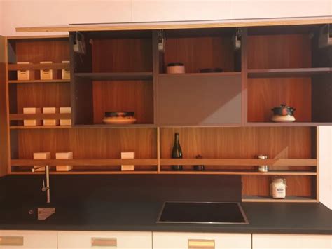 Cucina Falegnameria Italiana Moderna Ad Angolo Noce In Laminato