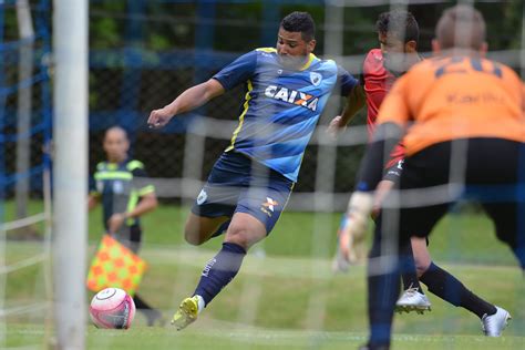 10 01 2018 Jogo Treino Londrina 3x1 Linense