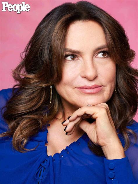 Mariska Hargitay Celebrates 25 Years Of “law And Order Svu” And Turning