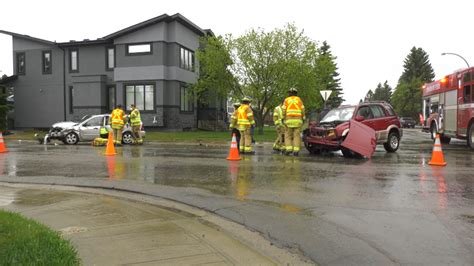 Crash In West Edmonton Sends Woman To Hospital Ctv News