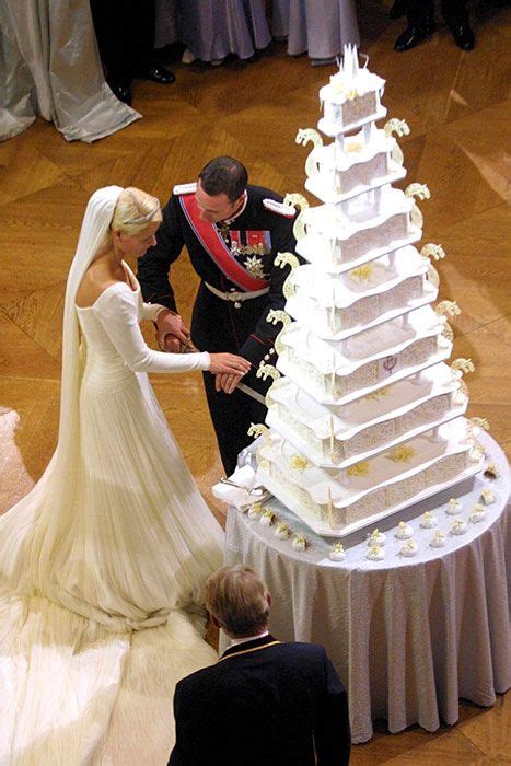 Most Beautiful Royal Wedding Cakes That Will Dazzle You Royal