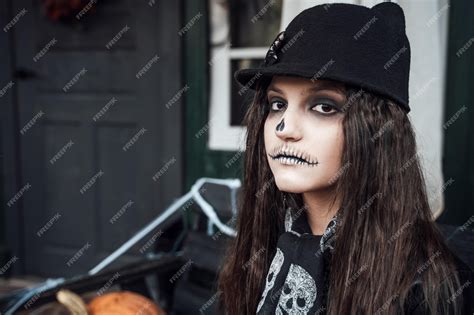 Premium Photo Beautiful Scary Little Girl Celebrating Halloween