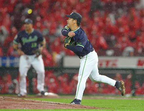 ヤクルト、小川泰弘が6回1失点力投も 魔の六回痛恨悪送球、中断3度の末にコールド負け 高津監督「非常にもったいない」 サンスポ