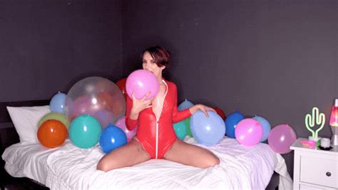 Amateur Boxxx Lulu And Amber Tease Their Feet K