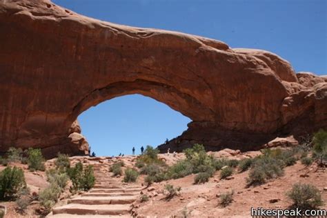 Windows Arch Trail | Arches National Park | Hikespeak.com