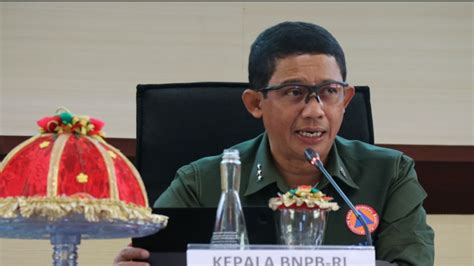 Kepala Bnpb Serahkan Bantuan Senilai Miliar Untuk Kabupaten Di