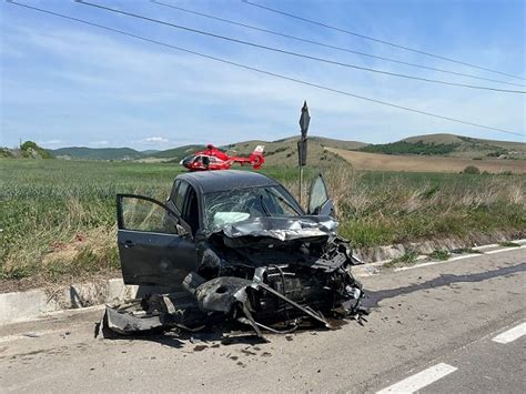 Autoturism Din Ucraina Implicat Ntr Un Grav Accident Rutier N