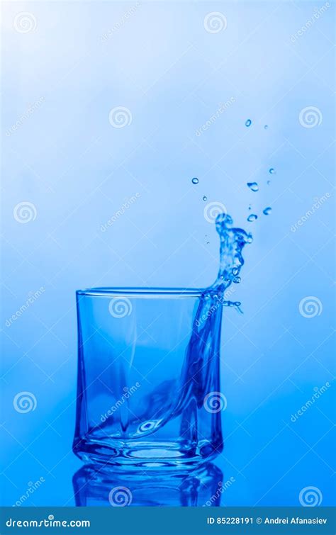 Water Splash In A Glass Stock Image Image Of Clear Glass 85228191