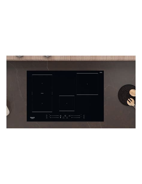 Hotpoint HS 3377C BF Piano Cottura A Induzione 4 Fornelli 77 Cm Nero