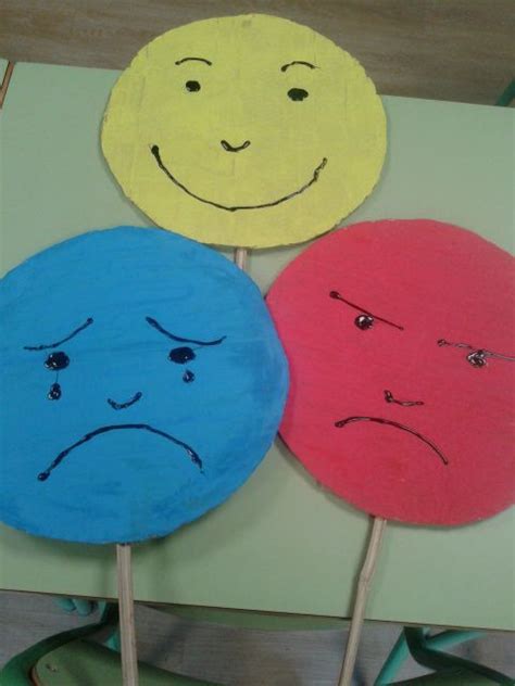 Feelings Puppets | Arts and crafts, Crafts, Kids rugs