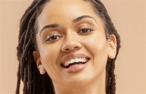 La Perla Beauty Launches New Nude Red Lipsticks The Glass Magazine
