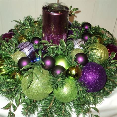 Purple Lime Green Christmas Table Centerpiece Purple Or Lime Etsy Decoración De Navidad