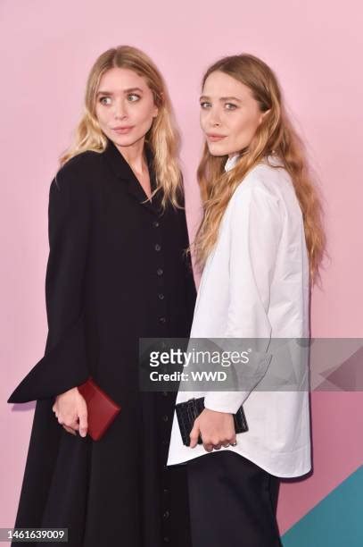 10611 Mary Kate And Ashley Olsen Stock Photos High Res Pictures And