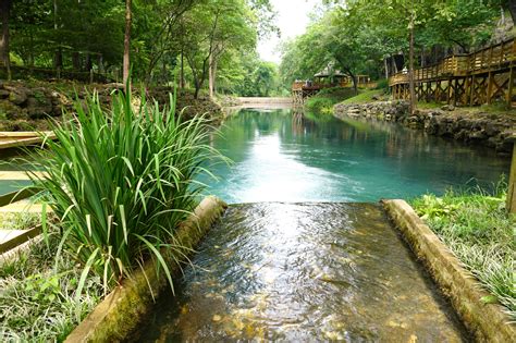 Things to Love About Eureka Springs, Arkansas - Somewhere In Arkansas