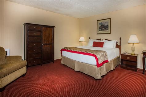 Ramada by Wyndham Ligonier | Ligonier, PA Hotels