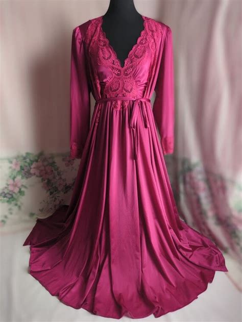 M Olga Nightgown And Robe Vintage Peignoir Set With Sa Gem