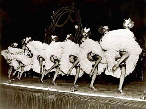 Petti Pictures Cancan Moulin Rouge Dancers Moulin Rouge Moulin