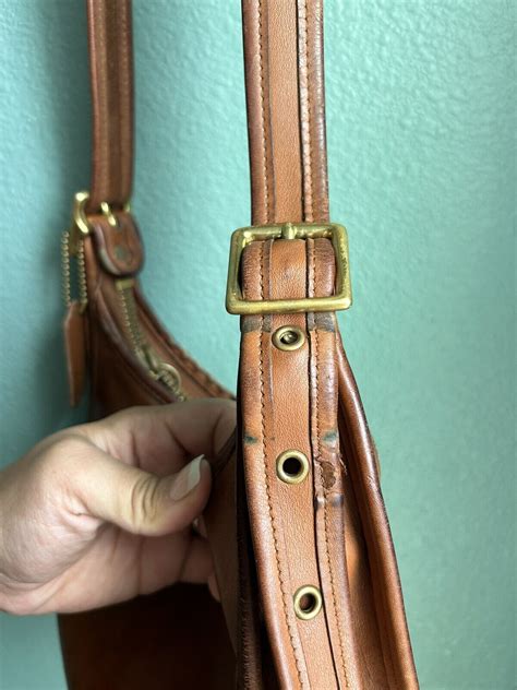 Vintage COACH Janice Legacy British Tan Leather Cross Gem