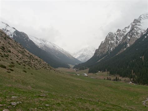 Altyn Arashan, Kyrgyzstan - Sonya and Travis