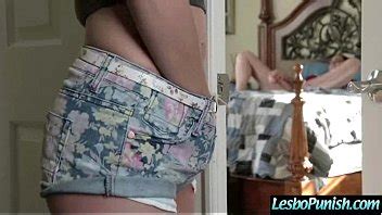 Duro Lez Escena Entre Chicas Malas Castigadas Con Consoladores Video Xvideos