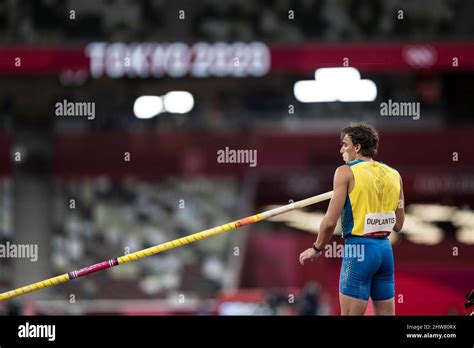 Mondo Duplantis participating in the Tokyo 2020 Olympics in the pole ...