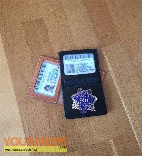 The Enforcer SFPD badge & ID replica movie prop