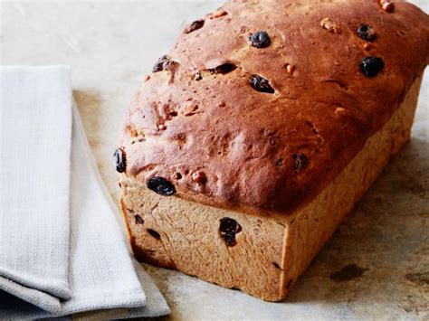 Best Homemade Cinnamon Raisin Bread Recipes