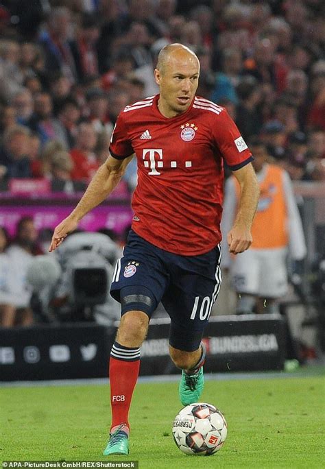 Robben Chelsea - Chelsea great Arjen Robben admits he wanted to join ...