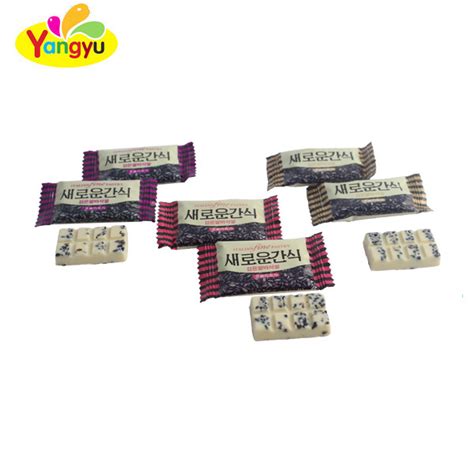 White Chocolate Brands with Sesame,China price supplier - 21food