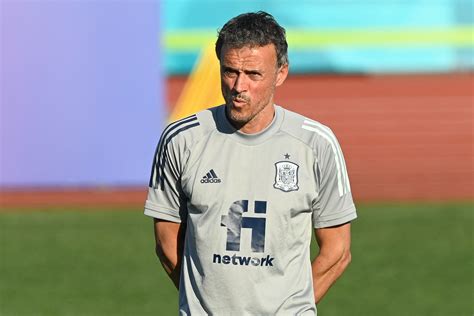 Luis Enrique Nga B Rryli I Tassottit Te Dashuria P R Italin Asnj