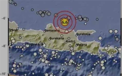 Warga Lombok Diguncang Gempa Bumi Menjelang Buka Puasa