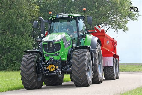 Foto Deutz Fahr Agrotron TTV Van Agri Trader