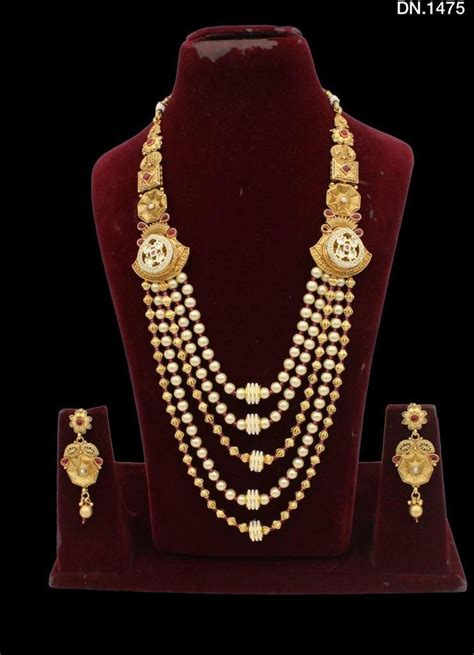 Wedding Wear Golden Layer Brass Kundan Necklace Set Necklace