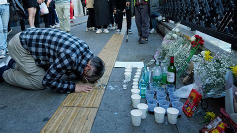 South Korea: Mourners pay tribute to Seoul stampede victims | World ...