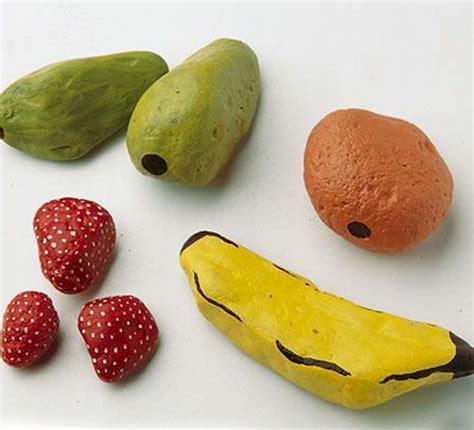 40 Awesome Diy Painted Rocks Fruits Ideas 27 Doityourzelf