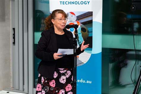 University Of Canberra Opens Advanced Lab To Build It Engineering