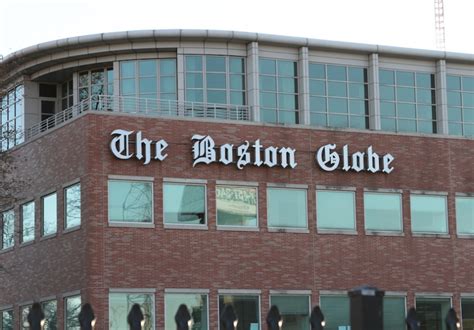 bostonglobe-1 - Trailers From Hell