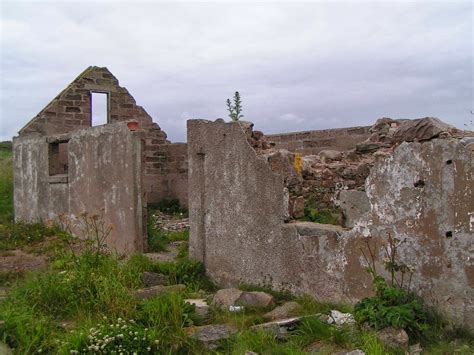 Podróże w przystępnej formie: Szkockie klify i ruiny zamku Slain's Castle