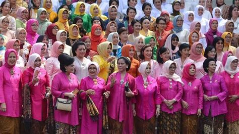 Ibu Negara Peringati Hari Kartini