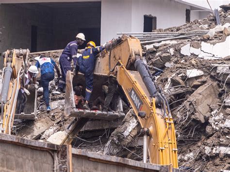 Death Toll Rises To 15 Many Missing In Nigeria Building Collapse