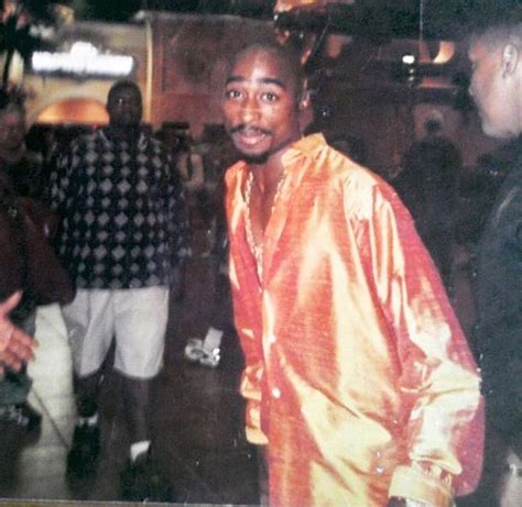 Pin by 𝓐𝓴𝖆𝖆𝖗𝖆𝖍 𝓐𝖗𝖑𝖊𝖓𝖊 𝕹 on 𝕿𝖚𝖕𝖆𝖈 Tupac makaveli Tupac shakur