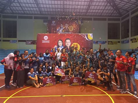 Final Bola Voli Rudianto Tjen Cup Tim Porprov Belitung Raih