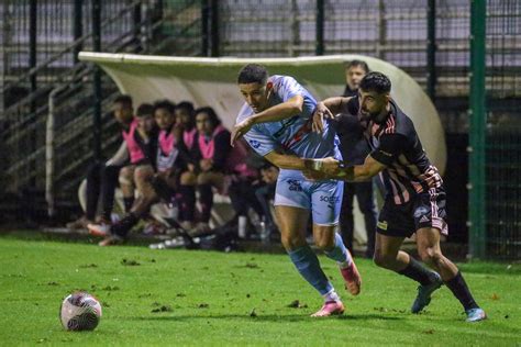 Football National 3 Deux Points De Perdus Pour LAviron Foot Contre