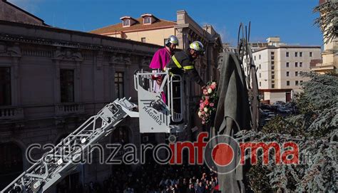 Festa Dell Immacolata Catanzaro Messa Solenne E Deposizione Della