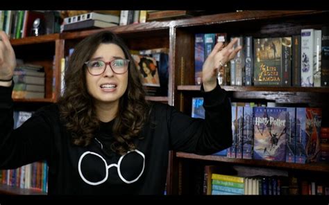 8 Hot Sexy Merphy Napier Bikini Pics