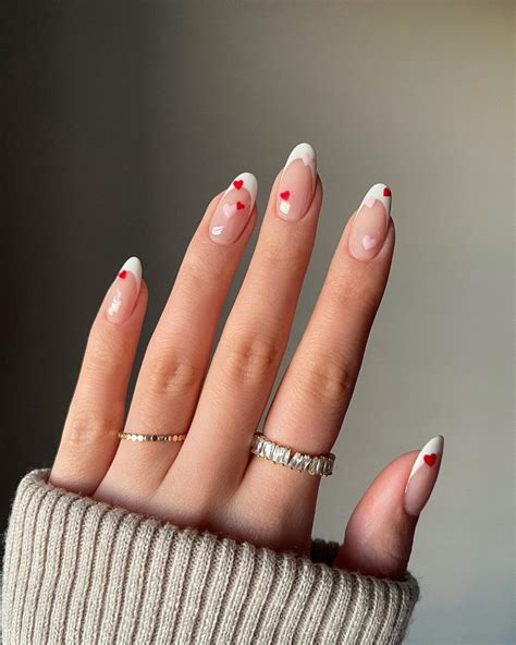 15 Gorgeous Valentines Day Nail Art Ideas Wonder Forest