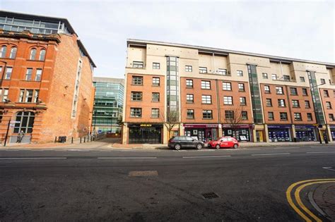 Whitworth Street West Manchester 2 Bed Apartment 1 300 Pcm 300 Pw