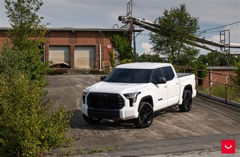 TOYOTA TUNDRA HYBRID FORGED SERIES HF6 4 Vossen Wheels